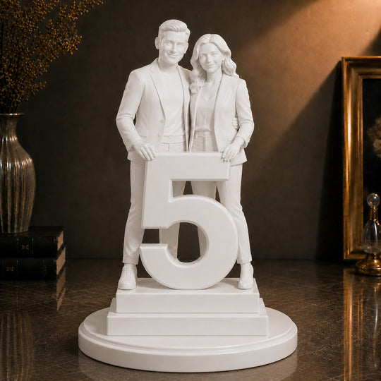 Wyjątkowy prezent dla pary na 5 rocznicę ślubu – personalizowana figurka 3D Pięć lat razem